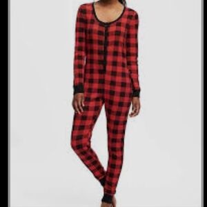 NWOT THERMAL BUFFALO PLAID Onesie Pajamas